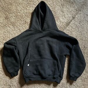 DRMERS CLUB Signature Basic Hoodie in Black